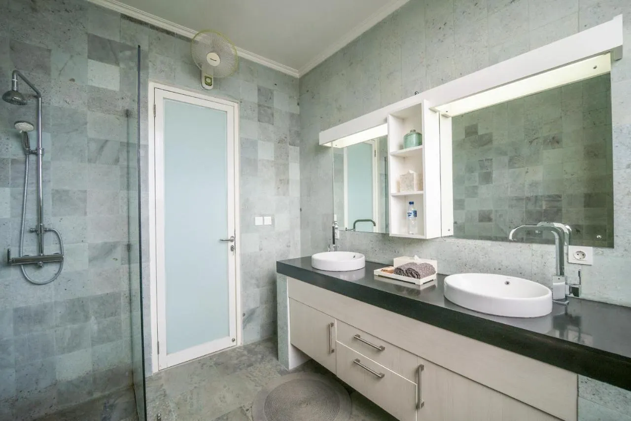 Villa Levi Seminyak  Seminyak (Bali)